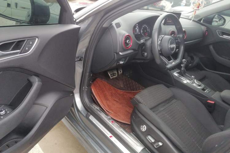 Used Audi A3 2020 Sportback 35 TFSI Sporty Model China VI
