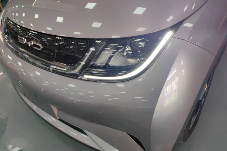 Used BYD Dolphin 2023 420 km Free Version
