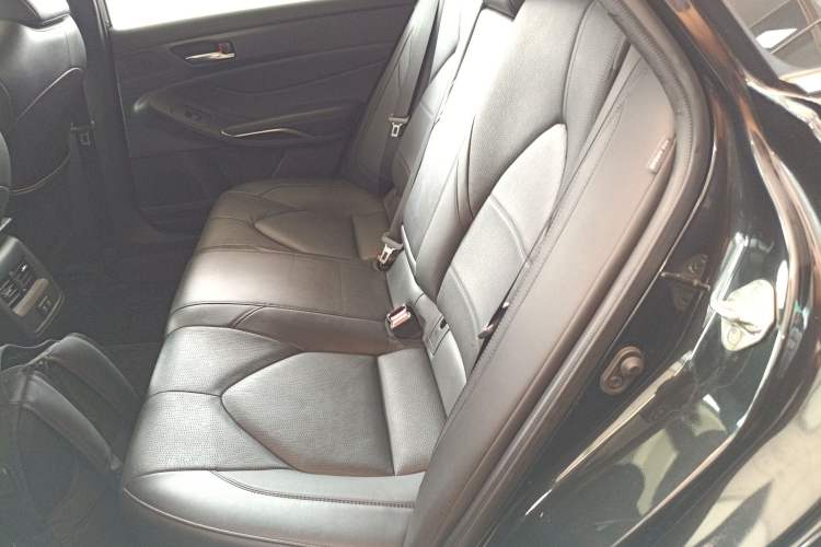 Used Toyota Avalon 2021 2.5L Luxury Edition