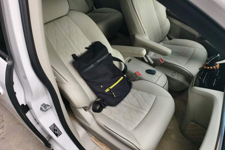 Used Buick GL8 2023 Land Executive Class 652T Luxury Model