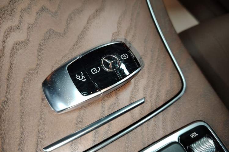 Used Mercedes-Benz E-Class 2023 E 300 L Luxury Model
