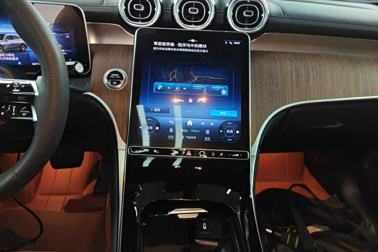 Used Mercedes-Benz GLC 2024 Refreshed GLC 300 L 4MATIC Dynamic Version 5 Seats