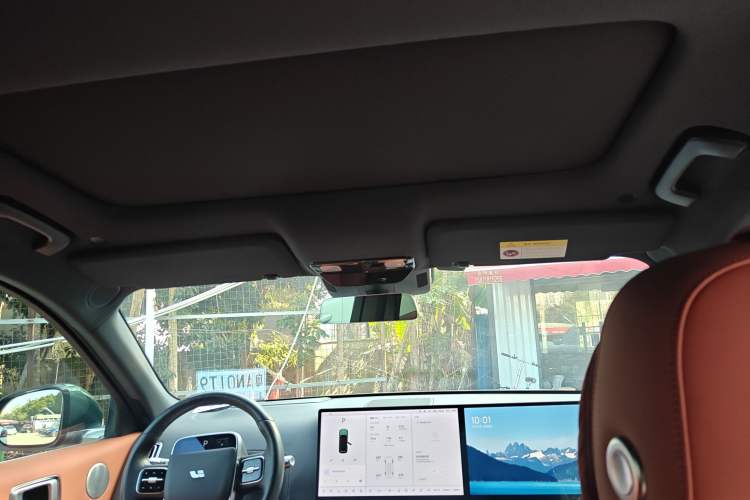 Used Li Auto L8 2023 Pro Model
