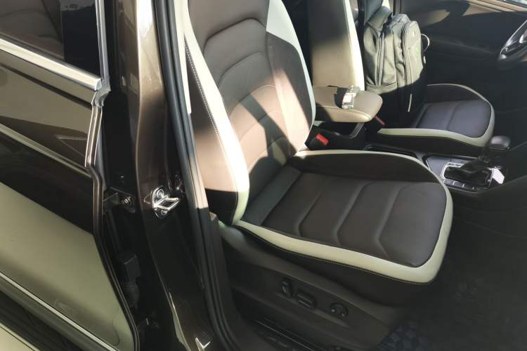 Used Volkswagen Tiguan L 2017 380TSI Automatic All-Wheel-Drive Luxury Edition