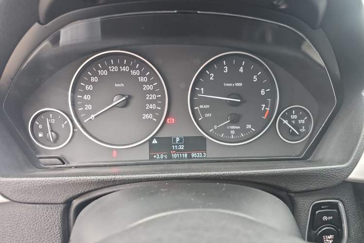 TDK.VehicleDetails.img