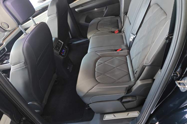 Used Volkswagen Teramont 2024 380TSI Four-Wheel Drive Longxiang Edition
