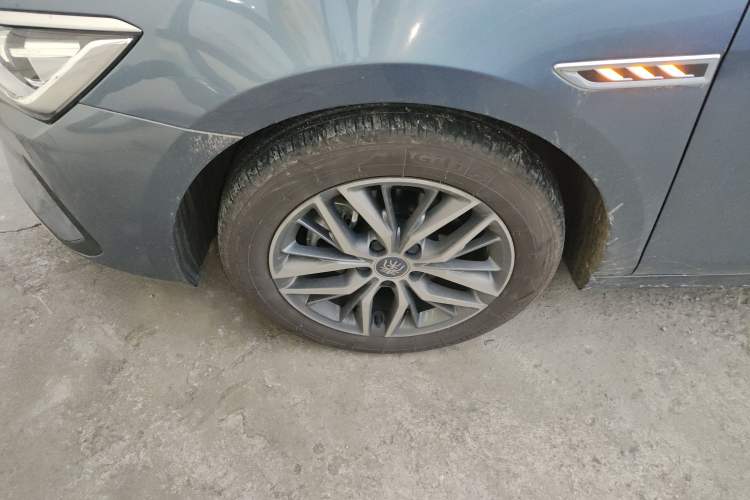 Used BYD Qin PLUS 2024 Honor Edition EV 420KM Leading Model
