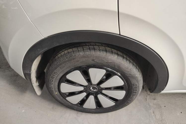 Used Wuling Bingo 2024 333 km Enjoyment Version
