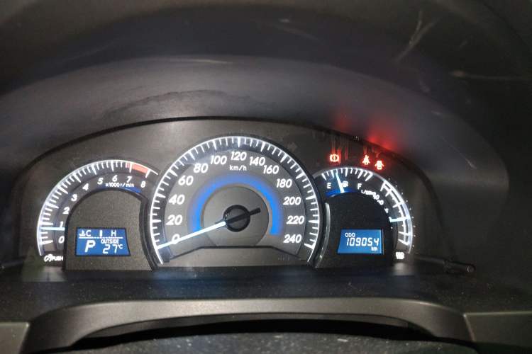 Used Toyota Camry 2016 2.0G 10th Anniversary Leading Edition
