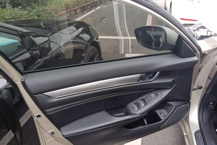 Used Honda Inspire 2019 260TURBO Elegant Edition China VI Emission Standard
