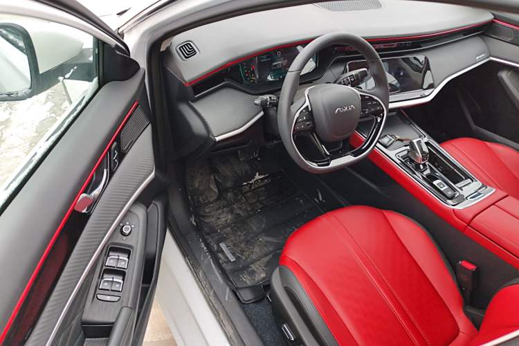 Used Dongfeng Aeolus Yixuan MAX 2021 1.5T Ultra-Stylish Trendsetter Edition
