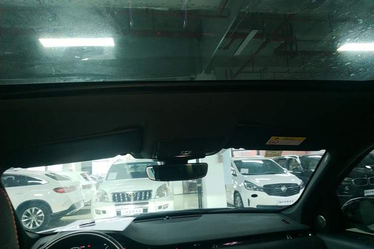 Used Land Rover Discovery Sport 2020 249 PS R-Dynamic Performance Tech Edition 5 Seats
