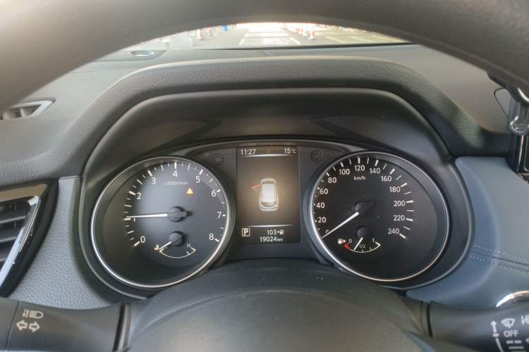 Used Nissan Qashqai 2025 Honor 2.0L CVT XV Genuine Edition
