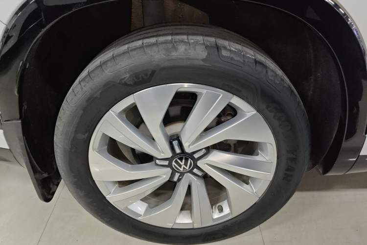 Used Volkswagen Tayron X 2020 330TSI Two-Wheel Drive Luxury Smart Connectivity Version