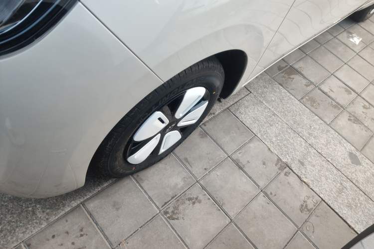 Used Wuling Hongguang MINIEV 2025 Four-Door Version Advanced Edition
