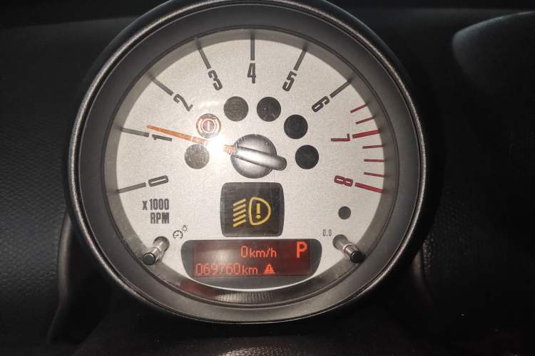 Used  Countryman 2011 1.6L COOPER Fun
