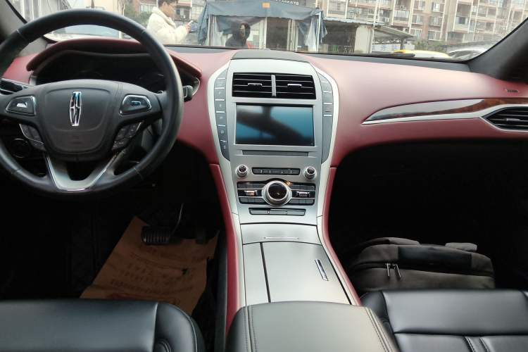 Used Lincoln MKZ 2020 2.0T Deluxe Edition
