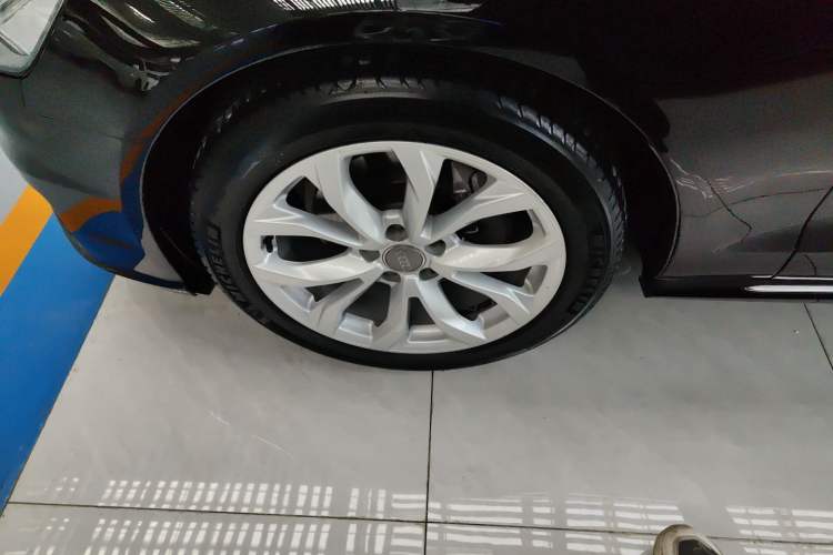 Used Audi A6L 2018 30th Anniversary Edition 35 TFSI Fashion Model
