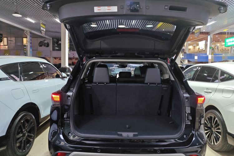 Used Toyota Highlander 2024 2.5L Smart Electric Hybrid Dual-Engine Four-Wheel Drive Prestige Version – 7 Seats