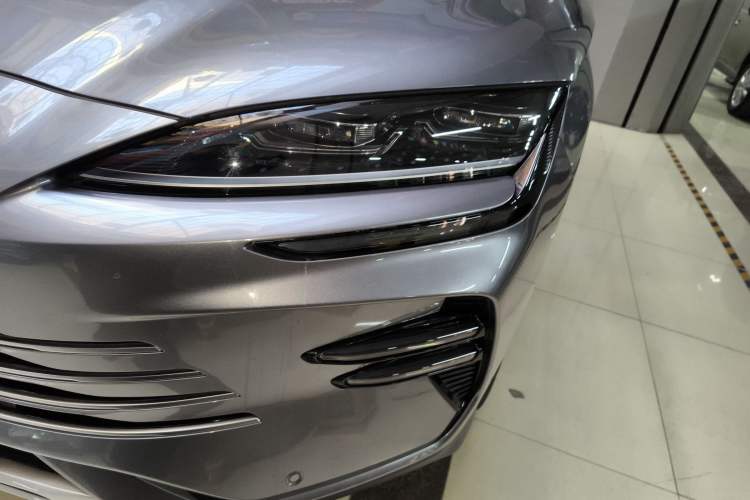 Used BYD Song PLUS New Energy 2023 Champion Edition DM-i 150KM Flagship PLUS
