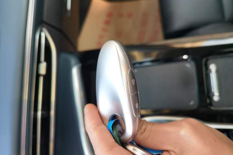 Used VOYAH FREE 2022 Four-Wheel Drive Ultra-Long Range Pure Electric Version
