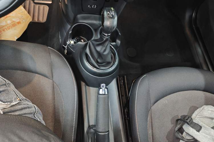 Used  MINI 2014 1.2T ONE+
