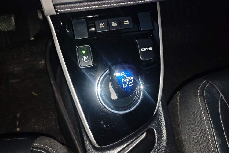 Used Toyota Corolla 2017 Revised Dual-Engine 1.8L E-CVT Elite Edition
