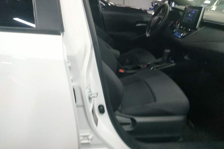 Used Toyota Levin 2022 185T CVT Luxury Edition
