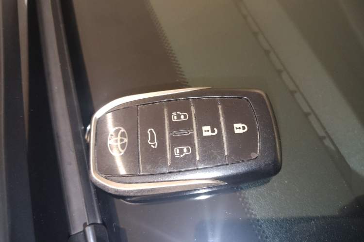 Used Toyota Vellfire 2020 Dual-Engine 2.5L HV Prestige Edition
