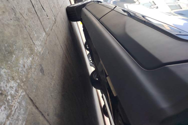 Used Peugeot 3008 2018 2.0L Automatic Classic Edition
