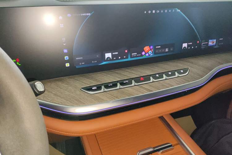 Used Wey Lanshan 2023 Four-Wheel Drive Ultra-Long Range Version
