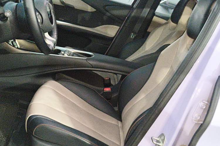 Used BYD Dolphin 2023 420 km Fashion Edition