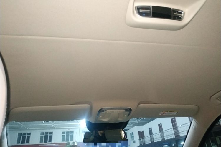 Used Mercedes-Benz V-Class 2018 V 260 Avantgarde Edition China VI
