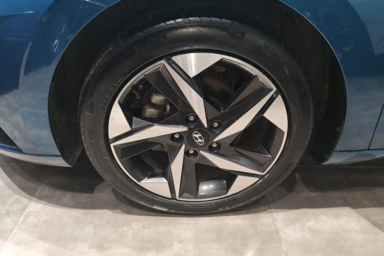 Used Hyundai Elantra 2021 1.5L CVT GLX Elite Edition
