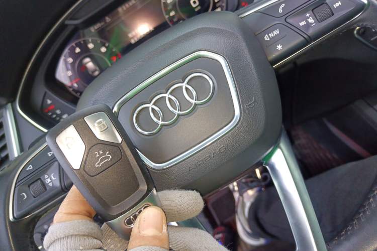 Used Audi Q5L 2020 45 TFSI Prestige Fashion Model
