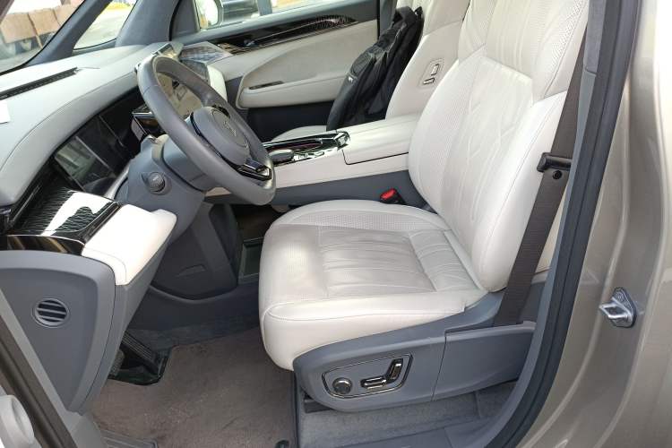 Used Zeekr 009 2022 WE Edition