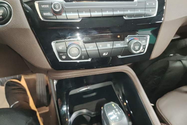 Used BMW X1 2019 sDrive18Li Premium Edition