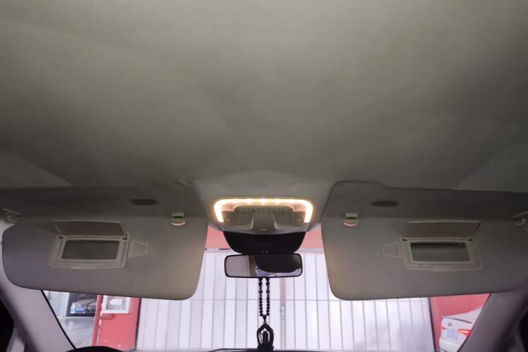 Used Mercedes-Benz Vito 2016 2.0T Elite Edition
