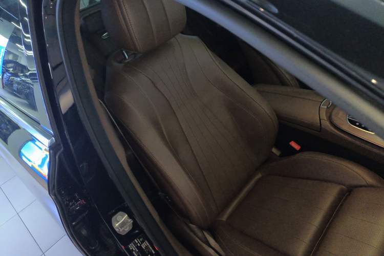 Used Mercedes-Benz E-Class 2022 Updated E 300 L Luxury Edition
