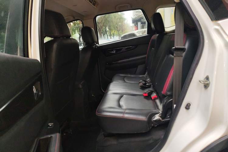 Used HYOSOW S3 2016 1.8L Manual Prestige Version China IV Emission Standard