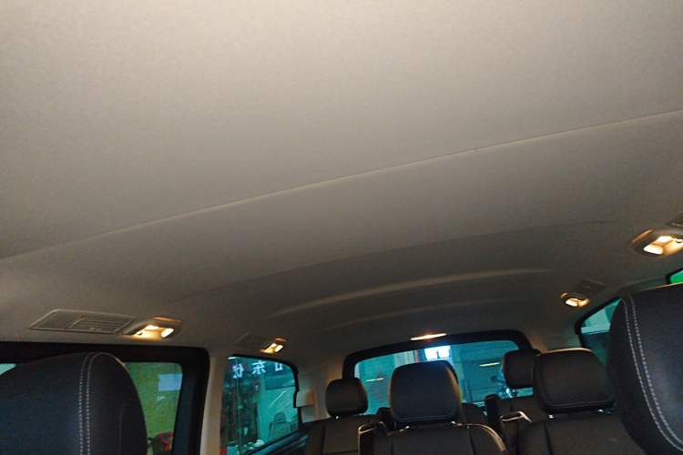 Used Mercedes-Benz Vito 2021 2.0T Elite Version 7 Seats