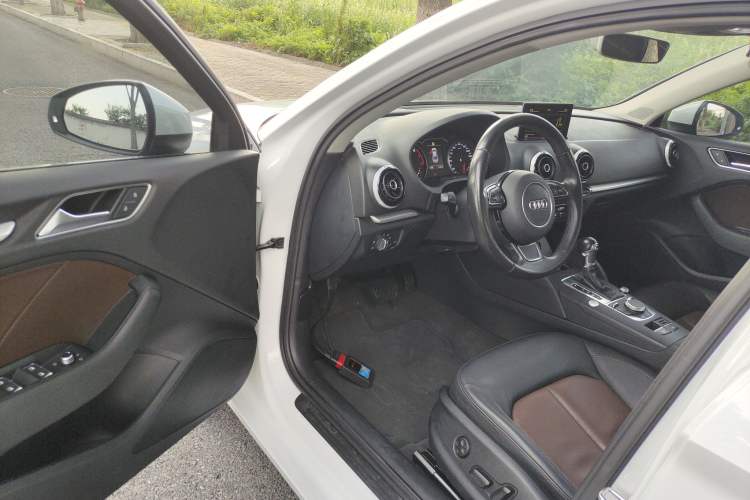 Used Audi A3 2016 Limousine 40 TFSI Style Edition
