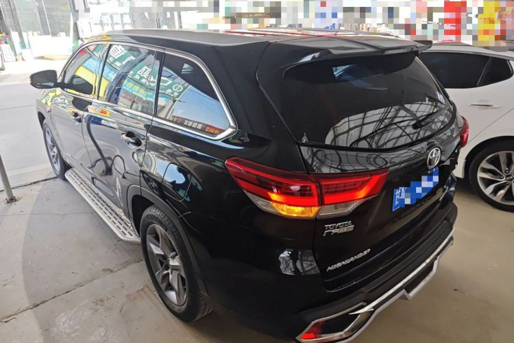 Used Toyota Highlander 2018 2.0T Four-Wheel Drive Luxury Edition 7 Seats China V Emission Standard
