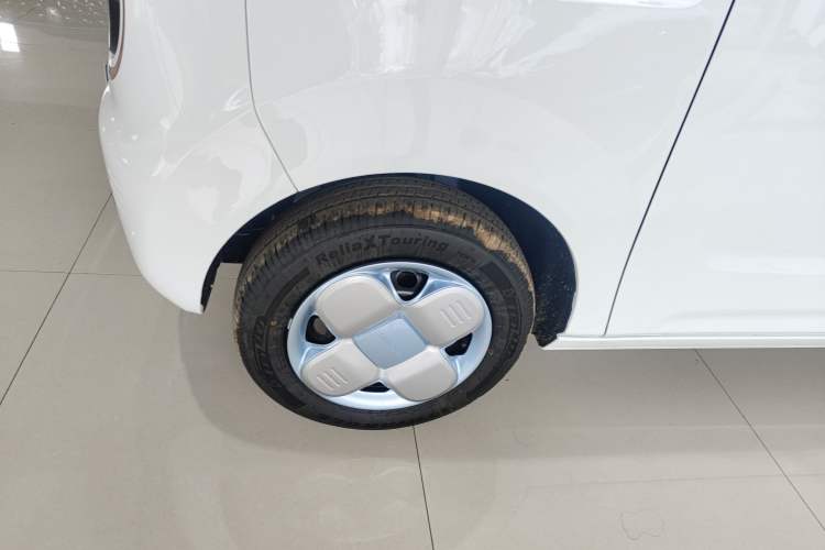 Used Geely Galaxy Panda 2024 Panda Mini 200km Endurance Bear
