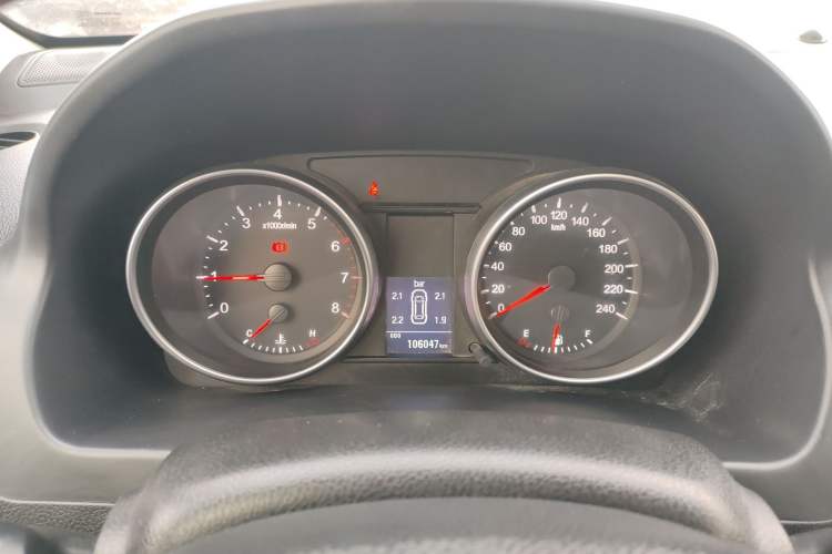 Used Haval H6 2015 Upgraded Model 1.5T Manual Two-Wheel Drive Elite Version