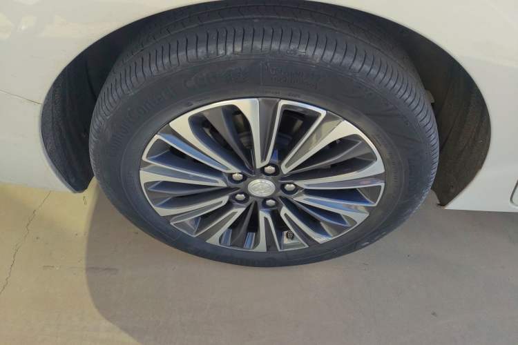 Used Buick GL8 2020 ES Land Cruiser 653T Luxury Model
