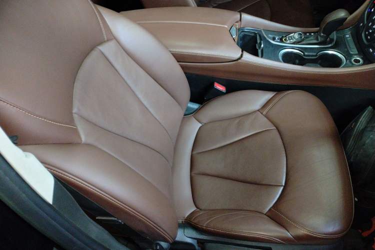 Used Buick Envision 2021 532T Two-Wheel-Drive Elite Version
