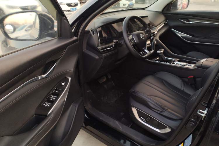 Used Changan CS75 PLUS 2021 1.5T Automatic Luxury Version