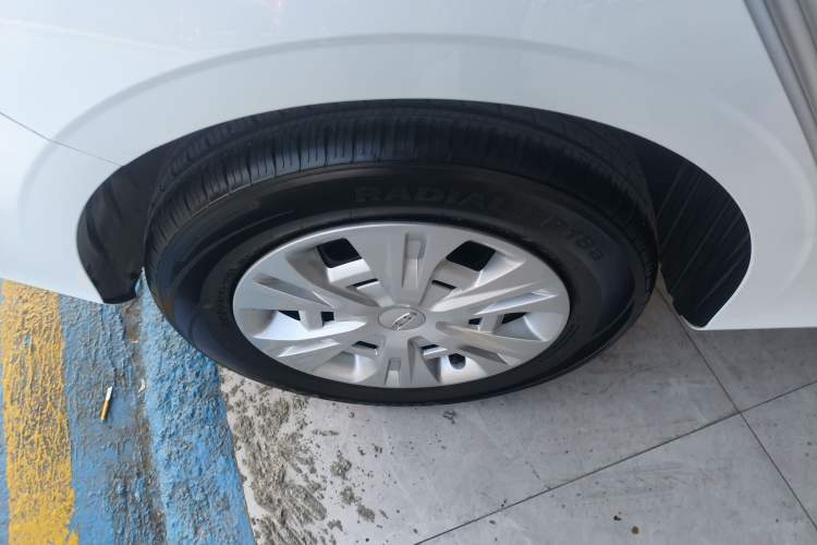 Used Geely Auto Emgrand 2023 4th Generation Champion Edition 1.5L Manual Luxury Model