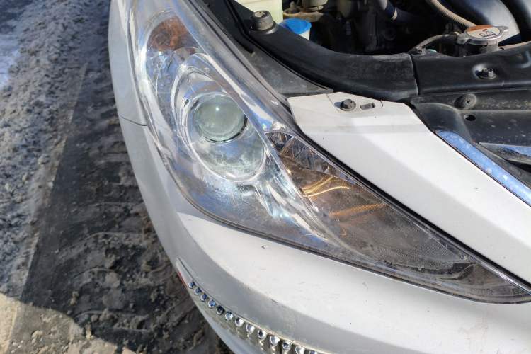 Used Hyundai Sonata 2013 2.4L Automatic Leading Edition China IV Standard